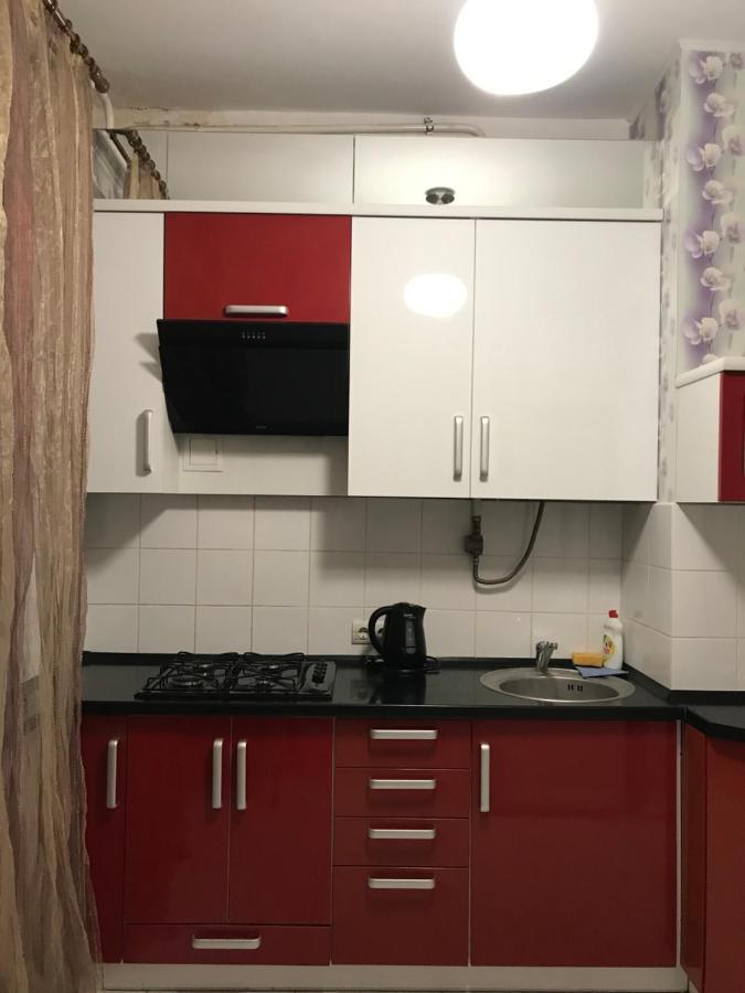 Rent Apartment In The Center Of Чернигов Экстерьер фото