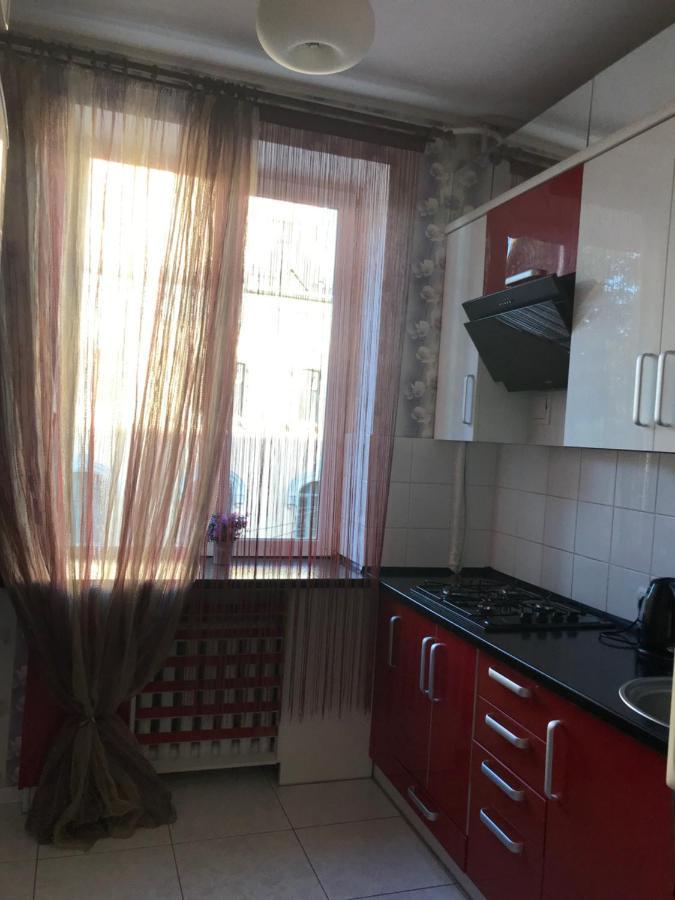 Rent Apartment In The Center Of Чернигов Экстерьер фото