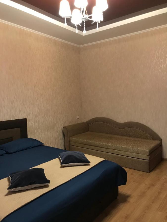 Rent Apartment In The Center Of Чернигов Экстерьер фото